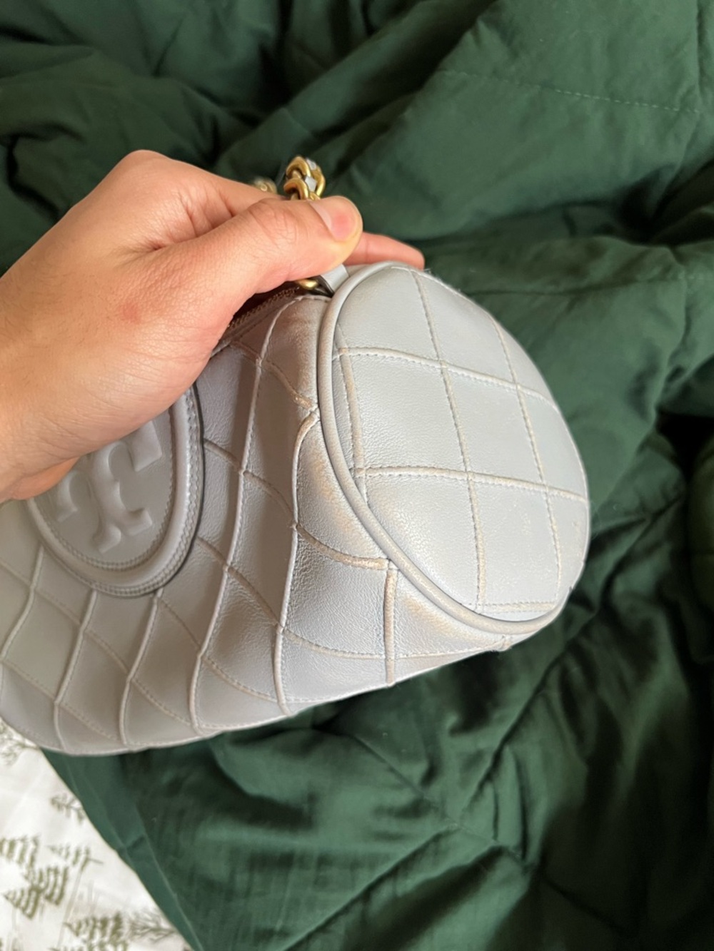 Tory Burch Quilted Gray Chain Shoulder Bag with Gold Hardware - Picture 3 of 16